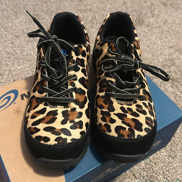 Nautilus Shoes - Nautilus safety footwear